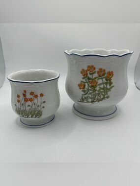 Vintage Takahashi White Porcelain Floral Planter - Set of 2